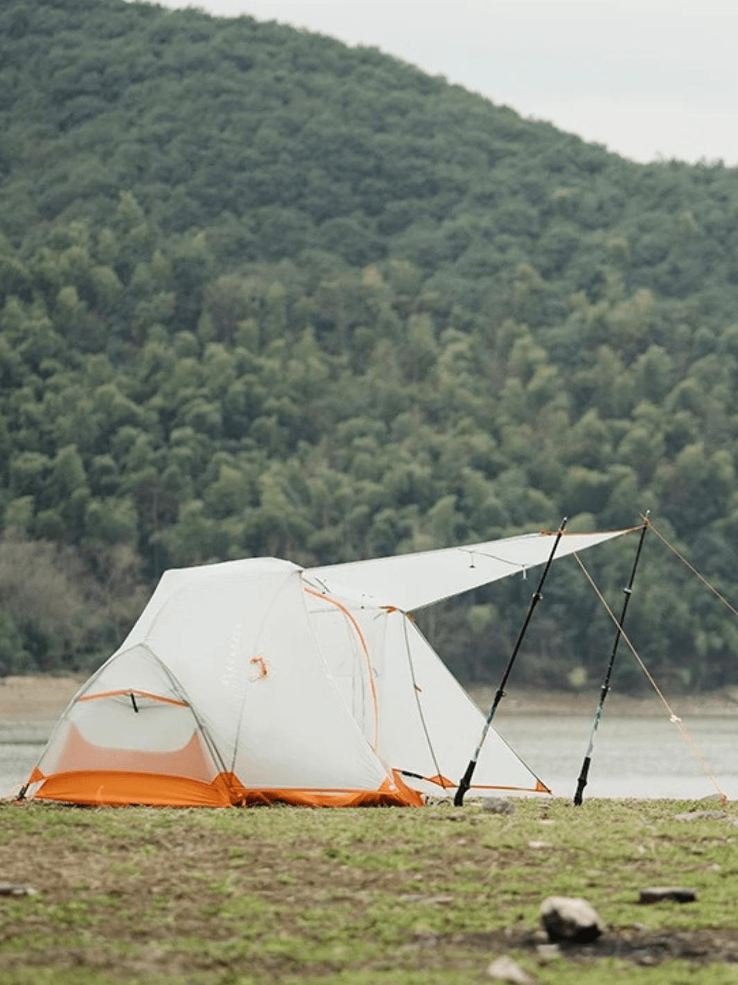 Zelt Ultraleicht Weiß Und Orange Hiking Planet